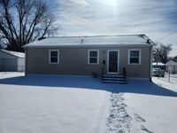 Building Photo - 2 BR, 1 BA home for rent