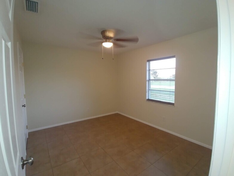 Building Photo - 4486 Co Rd 472