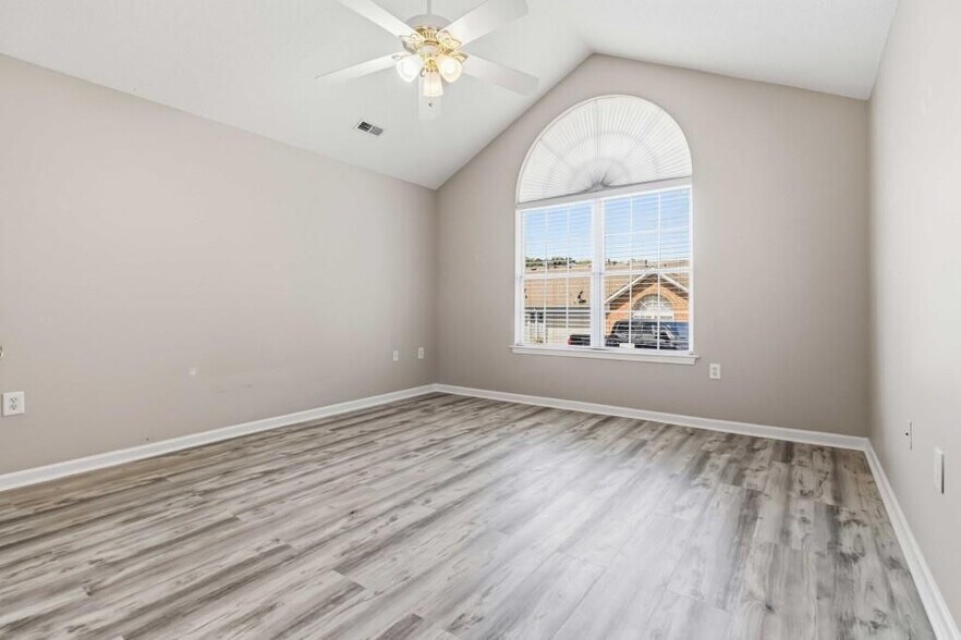 Building Photo - 17106 Harvest Ridge Ln