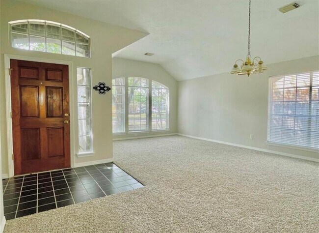 Building Photo - 6406 Liberty Valley Dr