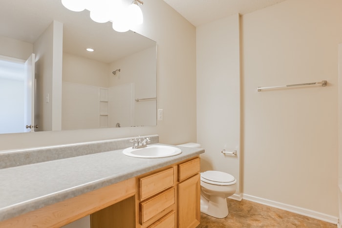 Building Photo - 12176 Lindley Dr