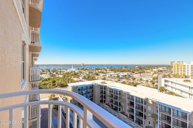 Building Photo - 3245 S Atlantic Ave