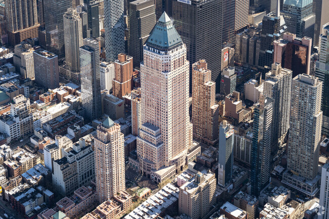 Exterior - Aerial View - Two WorldWide Plaza