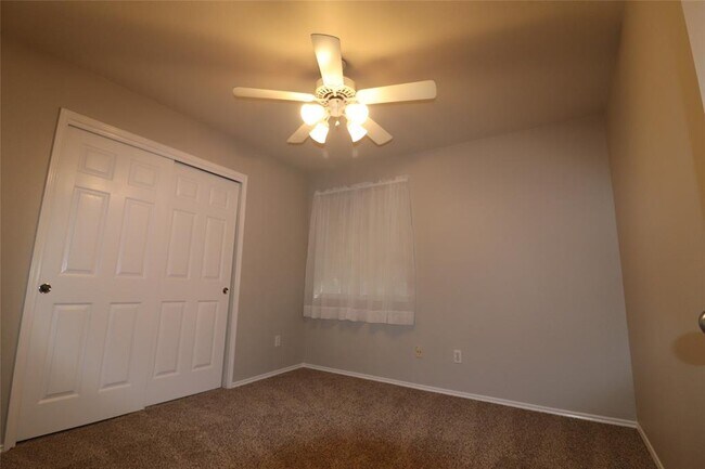 Building Photo - 2820 Single Trace Ct
