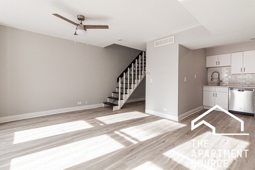 Building Photo - 744 W Gordon Ter