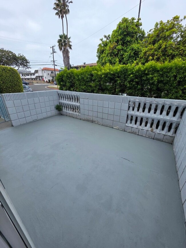 Interior Photo - 3505 Emerald St