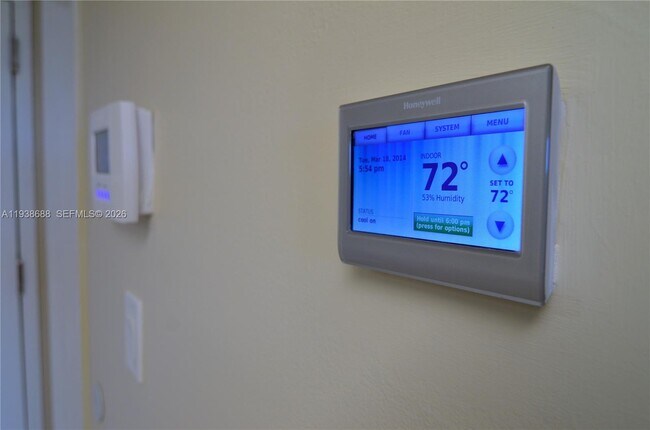 Building Photo - 2935 NE 163rd St