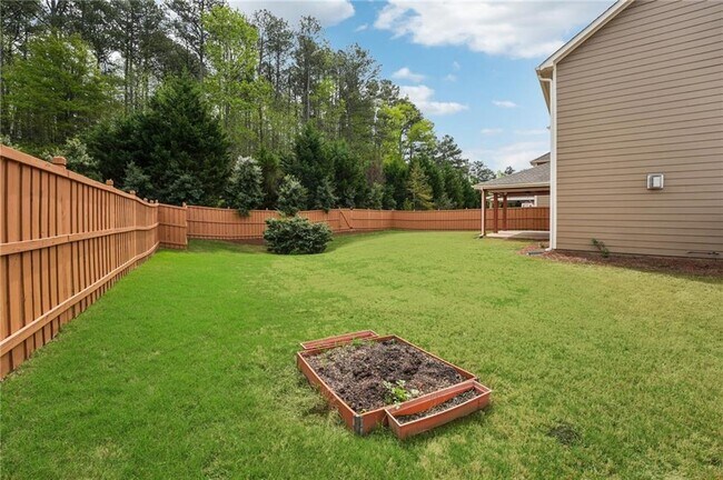 Building Photo - 6370 Shiloh Woods Dr
