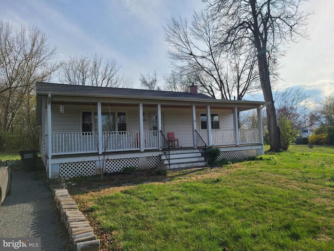Building Photo - 9017 Yorkshire Ln