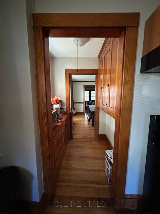 Building Photo - 207 South St