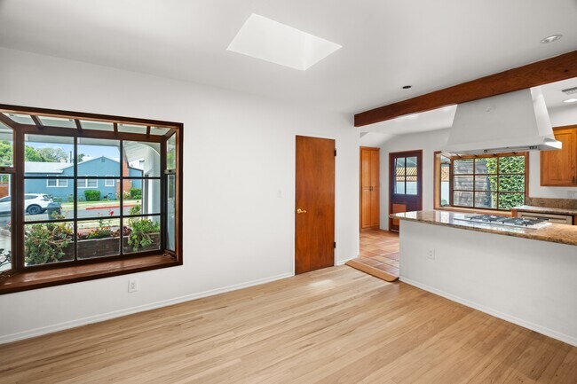 Building Photo - 3600 Coolidge Ave