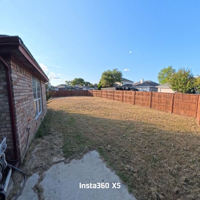 Building Photo - 1454 Cromwell Ct
