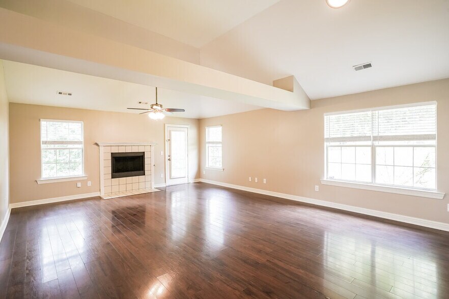 Building Photo - 208 Ben Alex Ct