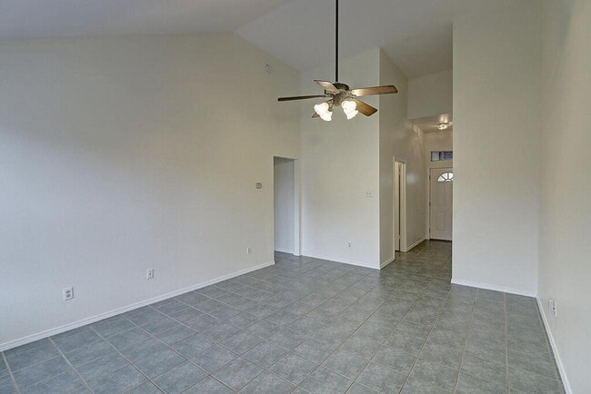 Building Photo - 7933 Elk Dr