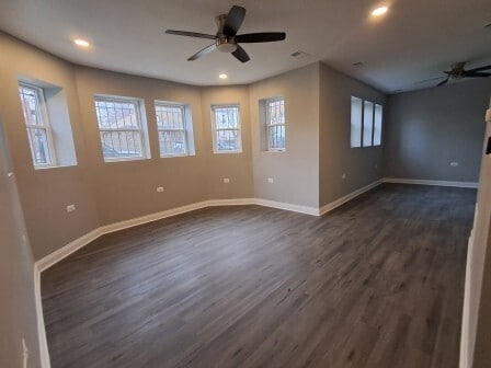 Building Photo - 935 W Marquette Rd