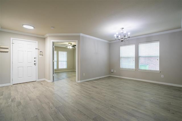 Building Photo - 1528 Canary Dr