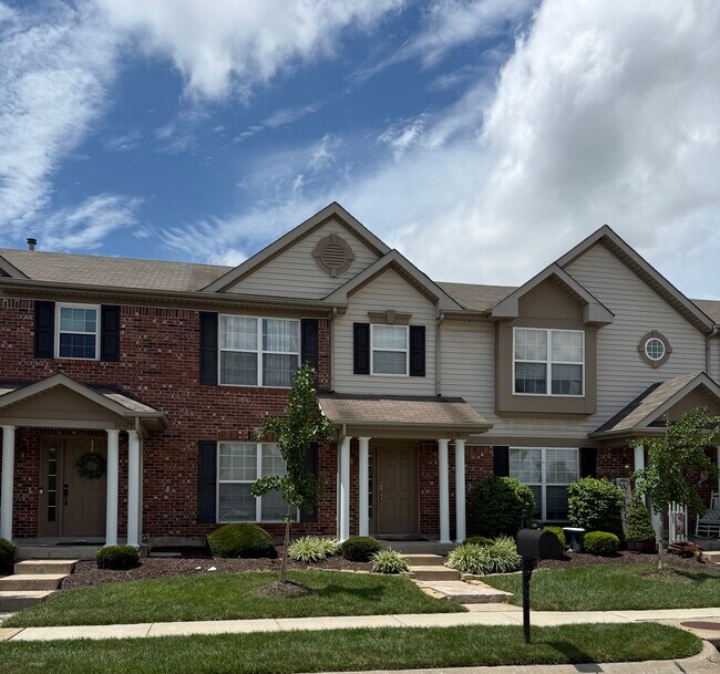 Primary Photo - 1219 Ridgeway Dr