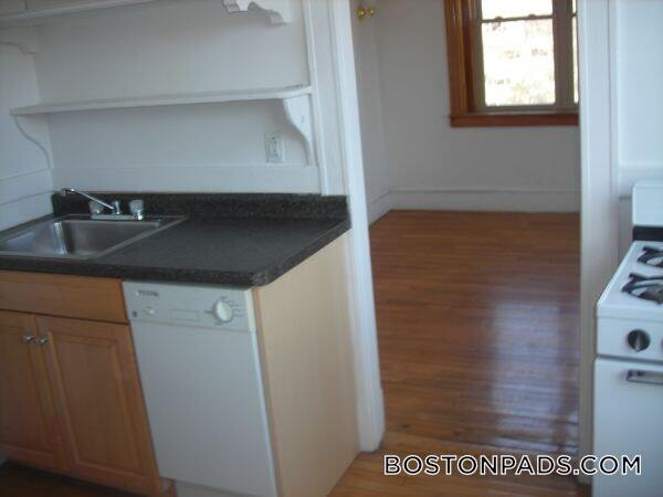 Building Photo - 99 Hancock St