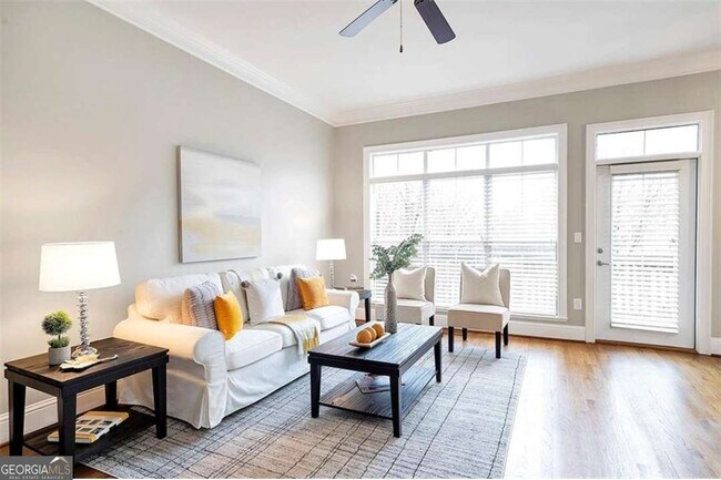 Building Photo - 5408 Glenridge Cove NE