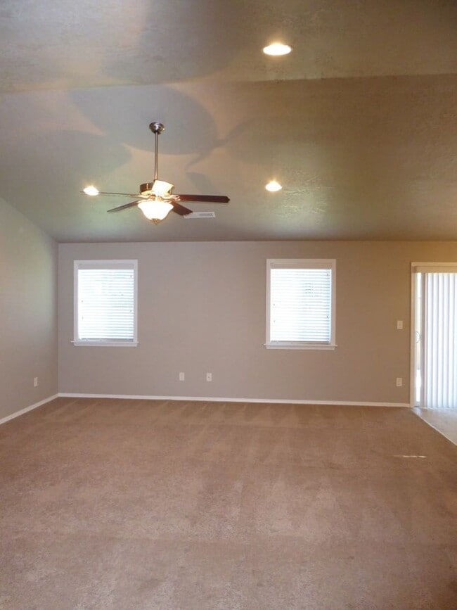 Building Photo - 21144 Darnel Ave