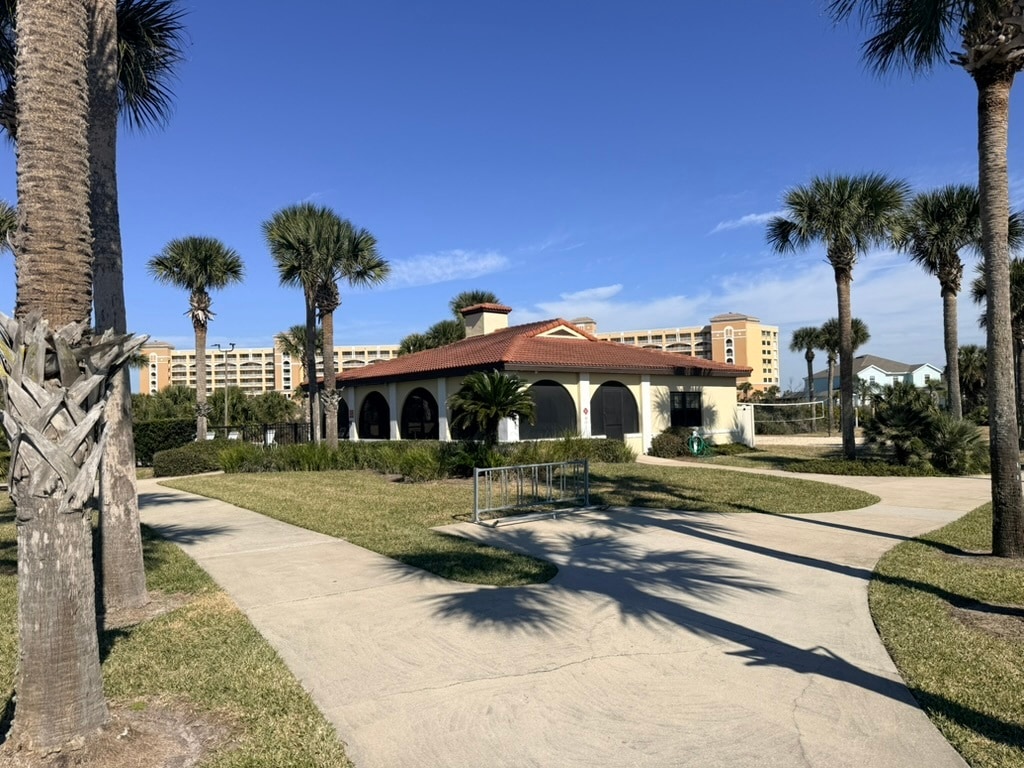 Pool house - 104 Surfview Dr