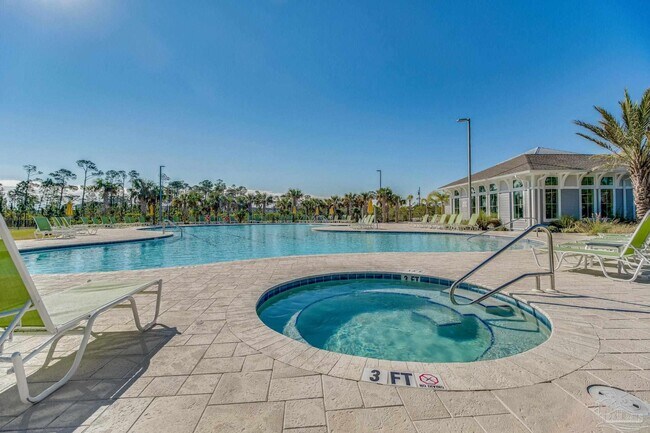 Building Photo - 612 Lost Key Dr