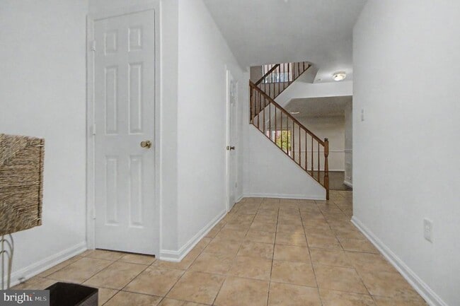 Building Photo - 3008 Beaver Creek Rd