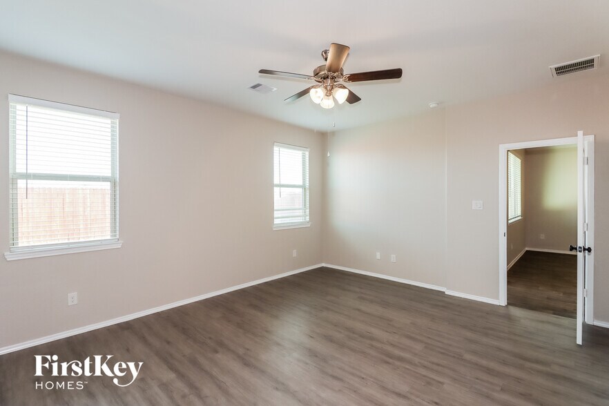 Building Photo - 21235 Bellaria Summit Trail