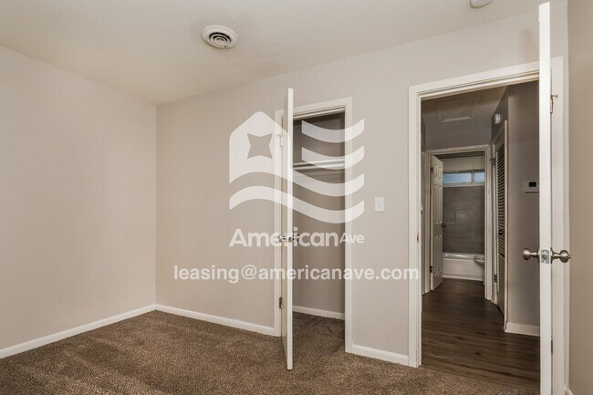 Building Photo - 2221 Cadie Ave