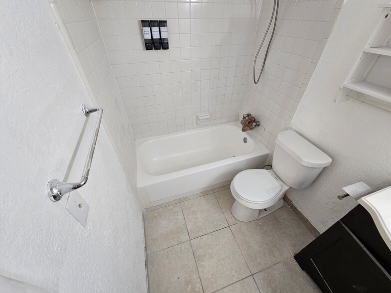 Bathroom one - 908 Lake Destiny Rd