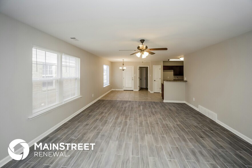 Building Photo - 10216 Sterling Ridge Dr