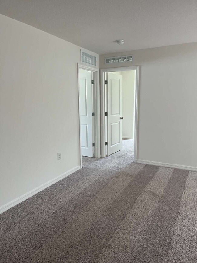 Building Photo - Brand New 4/2 Home!