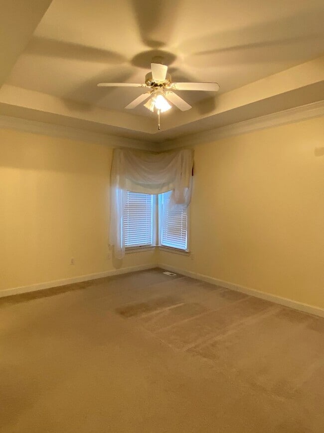 Building Photo - Orchard Farms, 4 Bedroom 2.5 Bath