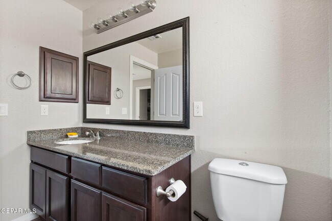 Building Photo - 7129 Long Meadow Dr