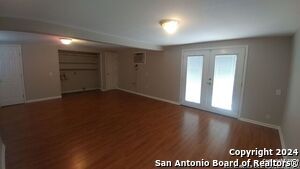 Building Photo - 223 Brettonwood Dr