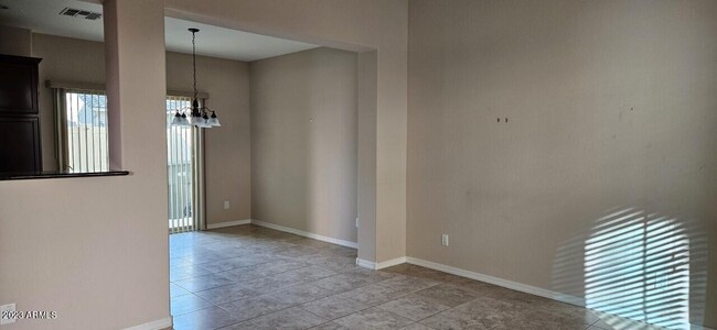 Building Photo - 2140 Scully Dr