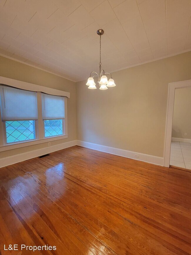 Building Photo - 3 br, 1 bath House - 12715 Moores Chapel Road