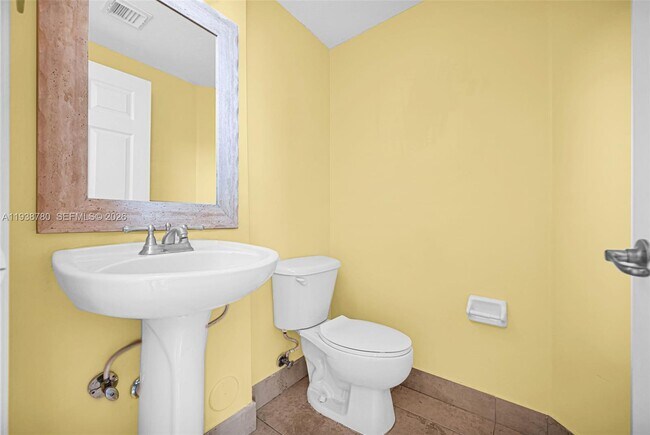 Building Photo - 11412 SW 137th Pl