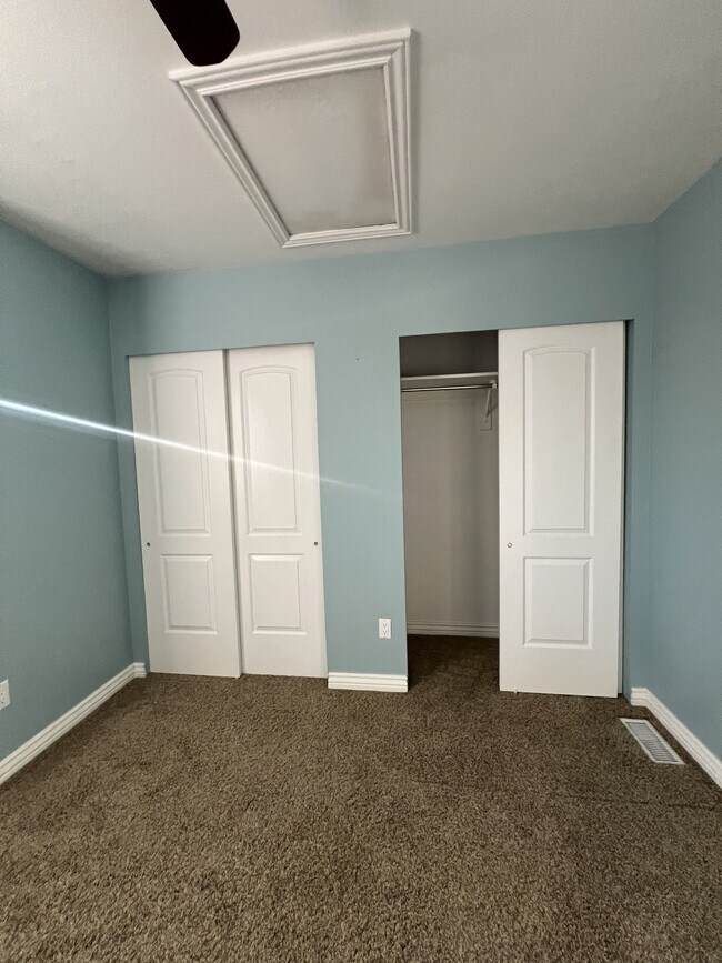 Building Photo - 11467 S Loganberry Ct