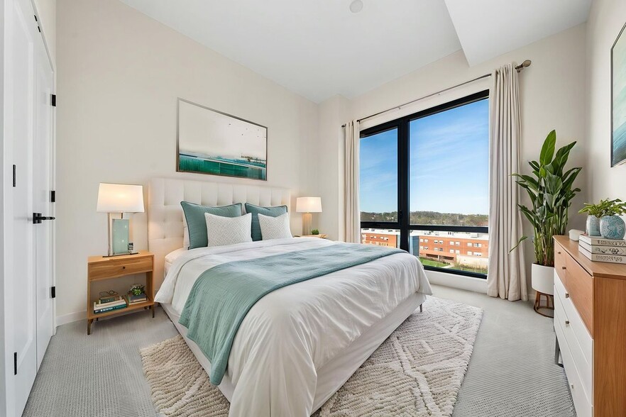 Building Photo - 255 W Falls Station Blvd