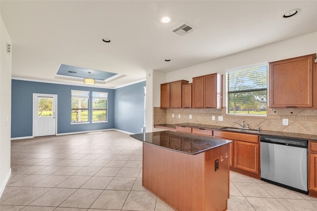 Building Photo - 15419 Benson Landing Dr
