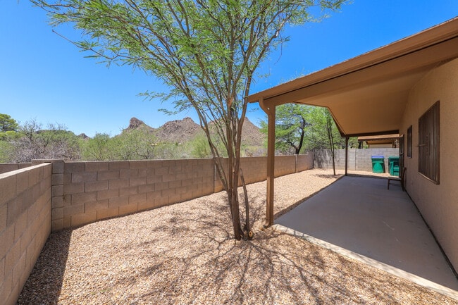 Building Photo - 3167 W Alexanderwood Dr