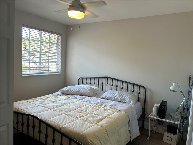 Building Photo - 3730 San Simeon Cir