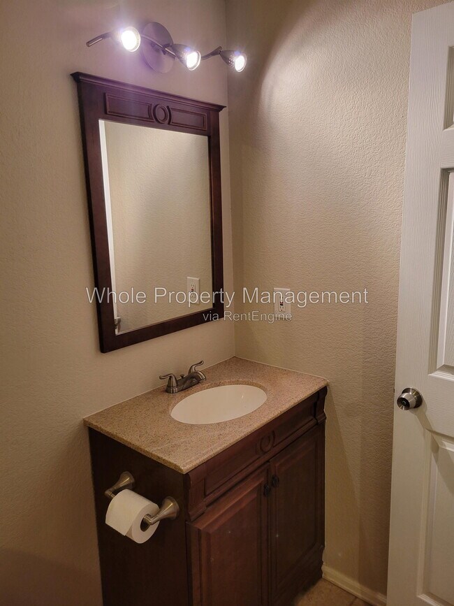 Building Photo - 17685 E Temple Dr