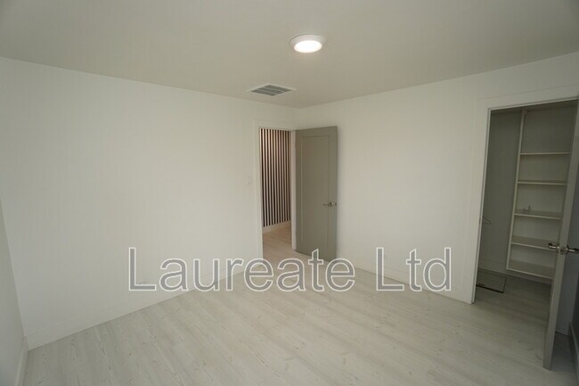 Building Photo - 5090 W 36th Ave