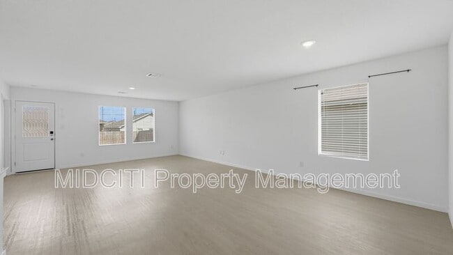 Building Photo - 9161 Luciano Pl