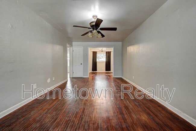 Building Photo - 2200 Downing St