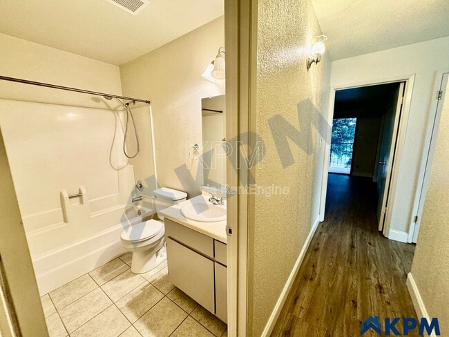 Building Photo - 1311 W Century Blvd