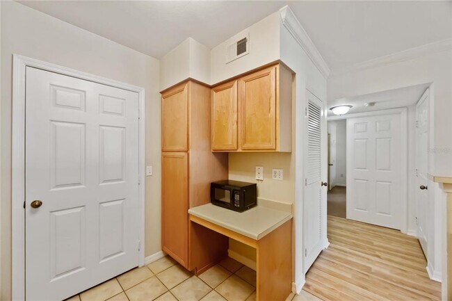 Building Photo - 1125 Villagio Cir