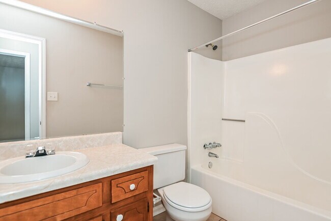 Building Photo - 1450 Moriah Trce